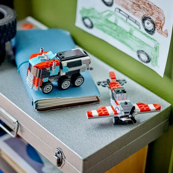 31146 CREATOR FLATBED TRUCK WITH HELICOPTER