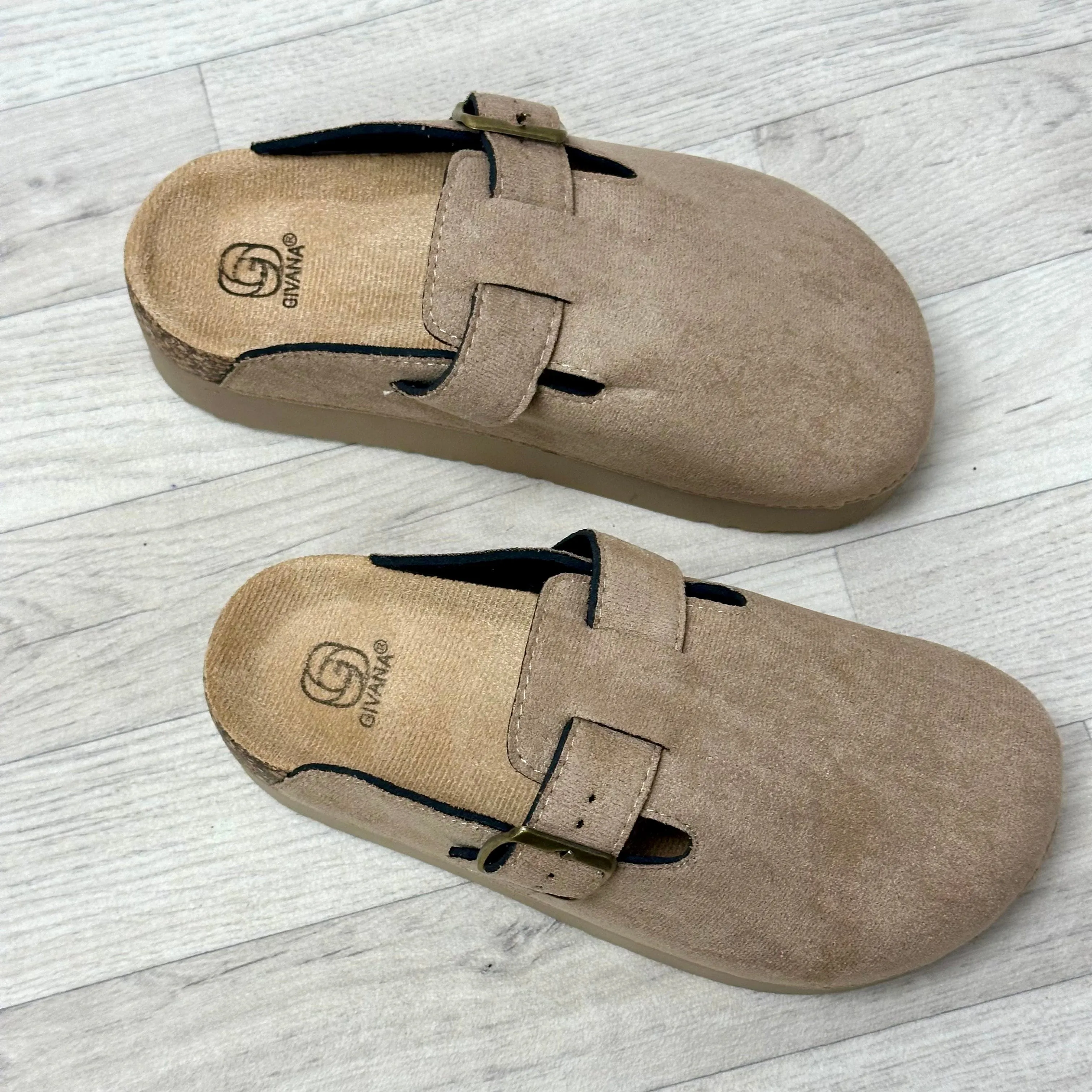 Aleida Flatbed Sandals  clogs tan NO RETURNS ON SALE ITEMS